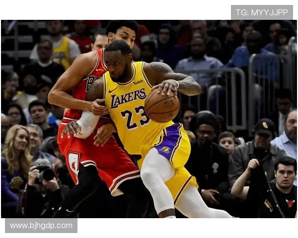 1997年湖人与公牛的巅峰对决回顾与传奇时刻重温