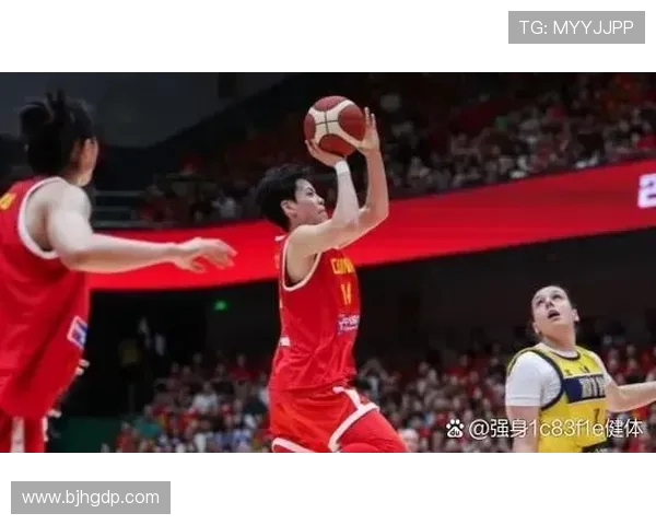 重庆篮球队在世界杯积分榜中以76分稳居第一名展现强大实力